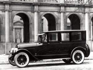 1922 Lincoln Model L 7-Passenger Limousine